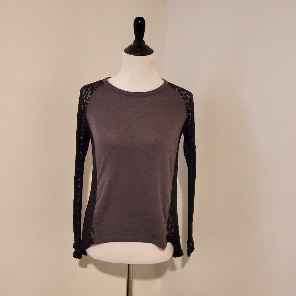 Raglan Sleeve Lacey Sides/Back Blouse